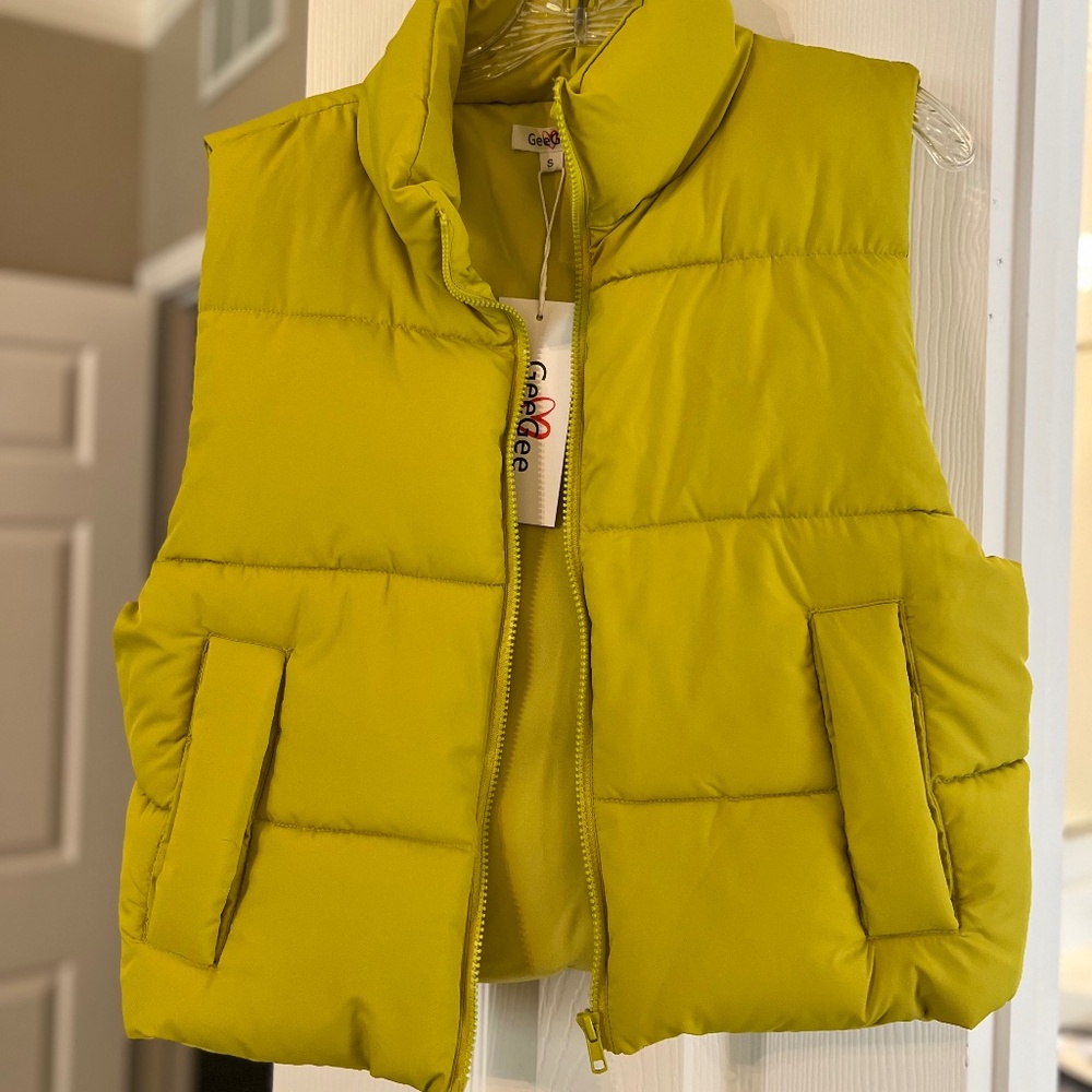 GeeGee Puff Vest in Avocado - NWT - Small